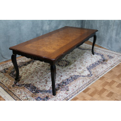 table de repas de style Louis XV