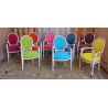 LOT 8 CHAISES MEDAILLON MULTICOLORES - Bois cérusé blanc - "PROMO -20%"LOT 8 CHAISES MÉDAILLON MULTICOLORES - Bois cérusé blancMulticolores = une couleur différente par chaise.Chaises Médaillon Louis XVI en hêtre 100% massif, robustes, spacieuses et confortables, adaptées aussi bien aux particuliers pour un usage quotidien qu’aux professionnels de la restauration pour une utilisation intensive.Prix promotionnel sur stock : 199€ TTC l’unité, exclusivement sur les modèles actuellement en stock et jusqu’à épuisement des stocks.Prix sur commande : 249€ TTC l’unité.Minimum de commande : 6 chaises.Nous disposons en permanence d’environ 10 à 20 couleurs de velours moderne en stock. Près de 800 couleurs et références de tissus sont disponibles sur commande, avec différentes matières comme le simili cuir, le lin, le coton, etc.Le stock disponible immédiatement est exclusivement proposé en velours moderne.Les couleurs disponibles en stock sont visibles dans notre catalogue, rubrique « Velours moderne ». Pour les fabrications sur commande, consultez également toutes les autres rubriques de tissus et revêtements.Hauteur d’assise : 48/50 cm Hauteur totale : 100/101 cm Largeur d’assise : 48/50 cm