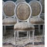 LOT 12 CHAISES MEDAILLON - Bois laque blanc