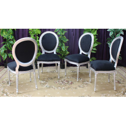 LOT 4 CHAISES MEDAILLON STYLE LOUIS XVI -  bois feuille d'argent et velours noir