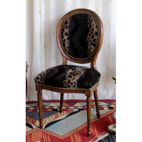 LOT 8 CHAISES MEDAILLON DE STYLE BAROQUE EN PEAU D'OCELOT - "PROMO -20%"