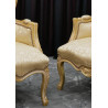 LOT 2 FAUTEUILS BERGÈRES CABRIOLET DE STYLE LOUIS XV OU DE STYLE BAROQUE - OR blanc avec un tissu crème et or