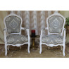LOT 2 FAUTEUILS CABRIOLET DE STYLE LOUIS XV