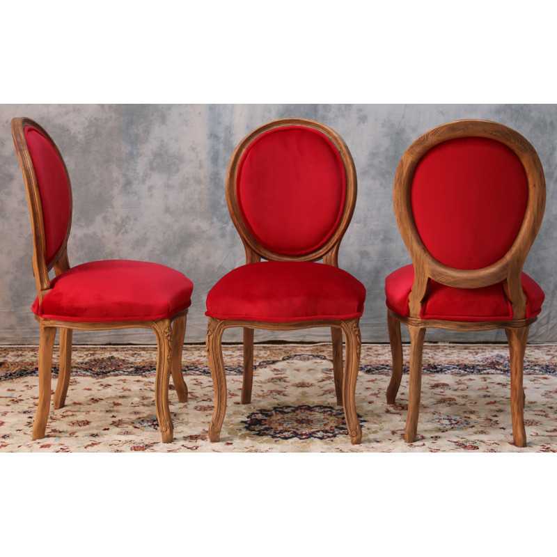 LOT 6 CHAISES MEDAILLON - Bois chêne brossé - "PROMO -20%"Lot 6 chaises Médaillon en stock au prix de 199€ TTC unitaire au lieu de 249€ TTC. Fabrication en bois de hêtre 100 % massif. Garniture de tapissier avec sangles, crin et ressorts. Chaises très confortables, adaptées aux gabarits grands et/ou forts, avec une hauteur d’assise de 50 cm et une hauteur totale de 101 cm.