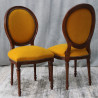 LOT 6 à 31 CHAISES MEDAILLON EN STOCK - Vernis chêne tissus Coton Jaune moutardeLot de 6 à 31 chaises Médaillon disponibles immédiatement en stock au prix de 199€ l’unité au lieu de 249€, dans la limite des stocks disponibles.Fabriquées en hêtre 100% massif, ces chaises de style Louis XVI reçoivent une finition vernis teinte chêne qui conserve l’aspect naturel du bois tout en mettant en valeur les moulures et les lignes du dossier Médaillon.L’assise et le dossier sont garnis d’un tissu en coton jaune moutarde, une teinte chaleureuse qui apporte du contraste au bois et permet d’intégrer ces chaises aussi bien dans un intérieur classique que dans une décoration plus contemporaine.Caractéristiques :− Style : Louis XVI / Médaillon− Structure : hêtre 100% massif− Fabrication renforcée pour usage quotidien ou intensif− Pour particuliers, restaurants, hôtels, cafés et professionnels− Revêtement : coton jaune moutarde− Finition du bois : vernis teinte chêne− Hauteur d’assise : 48/50 cm− Hauteur totale : 100/101 cm− Largeur : 48/50 cm− Minimum de commande : 6 chaises− Après épuisement du stock : disponible sur commande à 249€ l’unité