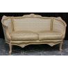 Salon Marquise avec un Canapé 3 places 175cm et 2 Fauteuils - Bois patine or et blanc et tissus crème et 