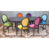 LOT 6 À 14 CHAISES MÉDAILLON MULTICOLORES EN STOCK - Bois laqué noirLOT 6 À 14 CHAISES MÉDAILLON MULTICOLORES - Bois laqué noirMulticolores = une couleur différente par chaise.Chaises Médaillon Louis XVI en hêtre 100% massif, robustes, spacieuses et confortables, adaptées aussi bien aux particuliers pour un usage quotidien qu’aux professionnels de la restauration pour une utilisation intensive.Finition du bois : laqué noir.Prix promotionnel sur stock : 199€ TTC l’unité, exclusivement sur les modèles actuellement en stock et jusqu’à épuisement des stocks.Prix sur commande : 249€ TTC l’unité.Minimum de commande : 6 chaises.Nous disposons en permanence d’environ 8 à 12 couleurs de velours moderne en stock. Près de 800 couleurs et références de tissus sont disponibles sur commande, avec différentes matières comme le simili cuir, le lin, le coton, etc.Le stock disponible immédiatement est exclusivement proposé en velours moderne.Les couleurs disponibles en stock sont visibles dans notre catalogue, rubrique « Velours moderne ». Pour les fabrications sur commande, consultez également toutes les autres rubriques de tissus et revêtements.Hauteur d’assise : 48/50 cmHauteur totale : 100/101 cmLargeur d’assise : 48/50 cm