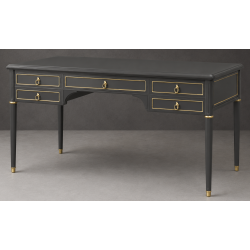Bureau Style Louis XVI - Largeur 140cm - Profondeur 70cm - Bois laqué grisBureau Style Louis XVI sur commande avec un livraison sous 2 mois en moyenne.Pour les produits sur commande, la commande s’effectue par e-mail après réception et validation d’un devis. Lors de votre demande, merci de préciser le modèle souhaité, la teinte et la finition du bois, les dimensions désirées ainsi que les éventuelles options de personnalisation. Vous recevrez en retour un devis personnalisé, accompagné des instructions nécessaires pour passer votre commande ainsi que de notre RIB pour le règlement de l’acompte de 50%.La livraison est proposée au tarif unique de 349€ TTC dans toute la France continentale, quels que soient le nombre de meubles commandés, leur volume ou la distance à parcourir. Nous effectuons nous-mêmes la livraison de nos meubles, sans faire appel à un transporteur ni à un sous-traitant. Chaque bureau est soigneusement protégé dans notre véhicule à l’aide de couvertures épaisses et de mousses de calage afin de limiter les risques de chocs, de rayures ou de détérioration pendant le trajet.