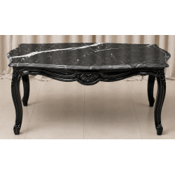 TABLE BASSE DE SALON DE STYLE LOUIS XV - L90cm - Bois Laqué Noir - Marbre NoirLes MEUBLES DOBOIS vous propose cette élégante TABLE BASSE DE STYLE LOUIS XV en bois de hêtre massif.Finition laqué noir avec un marbre noir.PRIX PROMO : 249€ TTC au lieu de 449€ TTC, sous condition de l’achat simultané d’un canapé, sur une même commande et avec une livraison unique.