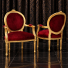 LOT 2 FAUTEUILS MÉDAILLON - Feuille d'or et velours bordeauxLes Meubles DOBOIS vous propose cette magnifique paire de fauteuils Médaillon de style Louis XVI, fabriquée dans nos ateliers selon des méthodes traditionnelles.Structure en hêtre 100% massif avec finition bois doré à la feuille. Assise et dossier recouverts d’un élégant velours bordeaux, pour un rendu raffiné et décoratif.Ces fauteuils conviennent aussi bien à un salon, une chambre, un bureau ou un espace de réception.Ce modèle peut également être fabriqué sur commande avec un large choix de tissus, velours, lin, coton, simili cuir, cuir ainsi que différentes finitions de bois.Livraison assurée par nos soins, avec protection individuelle des fauteuils dans des couvertures et mousses de calage pendant le transport.