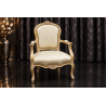 LOT 2 FAUTEUILS CABRIOLET - Bois patiné feuille d'or blanc avec un tissu crème et orLes Meubles DOBOIS vous propose ce lot de 2 fauteuils Cabriolet de style Louis XV, fabriqués dans nos ateliers selon des méthodes traditionnelles.Structure en hêtre 100% massif avec sculptures réalisées à la main. Finition patinée à la feuille d’or blanc, associée à un élégant tissu crème et or qui met en valeur les courbes et les sculptures du fauteuil.Assise confortable et dossier galbé typique du fauteuil Cabriolet Louis XV.Ce modèle peut également être fabriqué sur commande avec un large choix de tissus, velours, lin, coton, simili cuir, cuir ainsi que différentes finitions de bois.Livraison assurée par nos soins, avec protection individuelle des fauteuils dans des couvertures et mousses de calage pendant le transport.