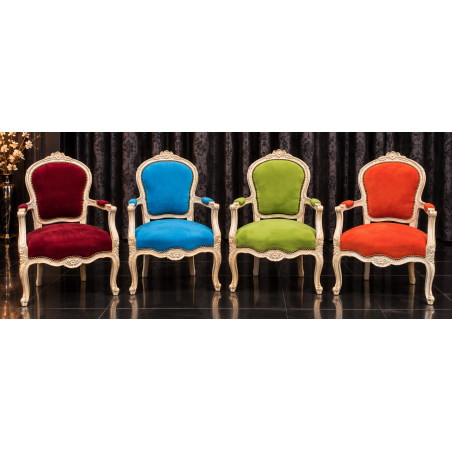 LOT 4 FAUTEUILS CABRIOLET DE STYLE LOUIS XV en stock - Multicolores - Bois doré blanchi - PROMO !Lot de 4 fauteuils Cabriolet de style Louis XV, fabriqués en hêtre 100% massif avec sculptures réalisées à la main au ciseau à bois.Prix Promo 999€ TTC au lieu de 1396€ TTC pour ce lot en stock.Finition bois doré blanchi donnant un aspect patiné et ancien, associée à plusieurs couleurs de tissus pour créer un ensemble multicolore décoratif et original.Structure robuste avec assemblages traditionnels, assise confortable et dossier galbé typique du fauteuil Cabriolet Louis XV.Livraison assurée par nos soins, les fauteuils étant protégés individuellement dans des couvertures et mousses de calage pendant le transport. 