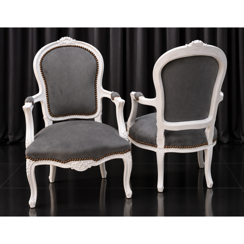 LOT 2 FAUTEUILS CABRIOLET - Bois cérusé blancLes Meubles DOBOIS vous propose ce lot de 2 fauteuils Cabriolet de style Louis XV, fabriqués dans nos ateliers en bois de hêtre 100 % massif.Finition cérusé blanc, volontairement poncée sur certaines parties afin de faire apparaître le bois de hêtre brut sous la finition et de donner au fauteuil un aspect légèrement vieilli.Assise de 45 cm de hauteur avec garniture traditionnelle réalisée à l’ancienne : crin, ressorts et sangles.Ce modèle peut également être fabriqué sur commande avec un large choix de tissus : velours, lin, coton, simili cuir ou cuir, ainsi que différentes finitions de bois.Livraison possible par nos soins, avec protection individuelle des fauteuils dans des couvertures et mousses de calage pendant le transport.