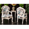LOT 24 FAUTEUILS CABRIOLET STYLE LOUIS XV - Couleurs aléatoires, prix promo dépareilléLes Meubles DOBOIS vous propose une offre spéciale sur un lot de 24 fauteuils Cabriolet de style Louis XV, fabriqués dans nos ateliers en bois de hêtre 100 % massif.PRIX PROMO : 249 € TTC l’unité, soit 207,50 € HT, au lieu de 349 € TTC, soit 290,83 € HT.Prix total des 24 fauteuils : 5 976 € TTC / 4 980 € HT au lieu de 8 376 € TTC / 6 980 € HT. Soit une remise totale de 2 400 € TTC.Les structures peuvent présenter différentes finitions : bois laqué, cérusé, ou finition à la feuille d’or, patinée ou non. Garniture tapissier traditionnelle réalisée avec crin, ressorts et sangles.Finition avec véritable cloutage réalisé clou par clou, généralement avec des clous bronze ou dorés selon la teinte du bois et le tissu.Cette offre est réservée aux clients acceptant un assortiment dépareillé. Les couleurs, tissus et finitions sont aléatoires, à l’unité ou par paire selon les disponibilités. Aucune sélection de couleur n’est possible sur cette fiche produit. Les fauteuils sont sélectionnés dans nos stocks, des plus anciens aux plus récents.Livraison possible par nos soins, avec protection individuelle dans des couvertures et mousses de calage.