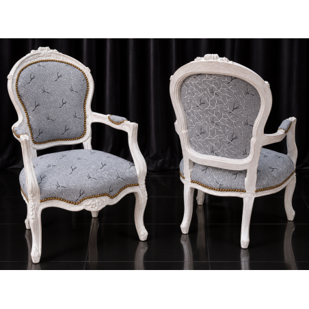 LOT 2 FAUTEUILS CABRIOLET - Bois cérusé blancLes Meubles DOBOIS vous propose ce lot de 2 fauteuils Cabriolet de style Louis XV, fabriqués dans nos ateliers en bois de hêtre massif cérusé blanc.Assise et dossier garnis à l'ancienne (crin, ressorts et sangles).Ce modèle peut également être fabriqué sur commande avec un large choix de tissus, velours, lin, coton, simili cuir ou cuir, ainsi que différentes finitions de bois.Livraison possible par nos soins, avec protection individuelle des fauteuils dans des couvertures et mousses de calage pendant le transport.