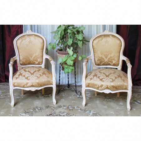 Lot 2 petits Fauteuils Cabriolet Style Louis XV
