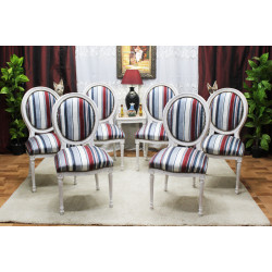 LOT 6 CHAISES MEDAILLON - "PROMO -20%"Lot 6 chaises Médaillon en stock au prix de 199€ TTC unitaire au lieu de 249€ TTC. Fabrication en bois de hêtre 100 % massif. Garniture de tapissier avec sangles, crin et ressorts. Chaises très confortables, adaptées aux gabarits grands et/ou forts, avec une hauteur d’assise de 50 cm et une hauteur totale de 101 cm.