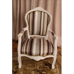 Lot 2 Fauteuils Cabriolet Style Louis XV
