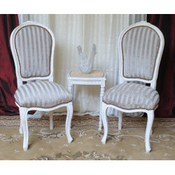 LOT 6 CHAISES CABRIOLET COURONNE DE STYLE LOUIS XV