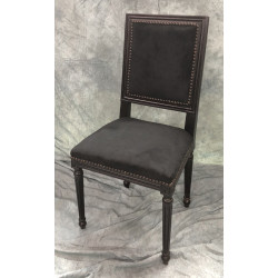 LOT 8 CHAISES JACOB DONT 2 AVEC ACCOUDOIRS -...